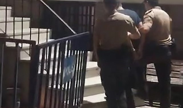 İzmir'de 13 yıl hapis cezasıyla aranan hırsız yakalandı