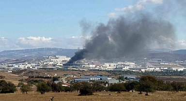 İzmir'de fabrikada korkutan yangın
