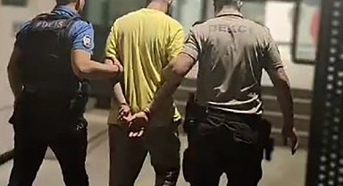 İzmir'de kesinleşmiş hapis cezası bulunan 2 şüpheli yakalandı