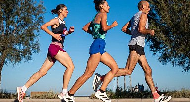 İzmir'de 9 Eylül Yarı Maratonu coşkuyla koşuldu