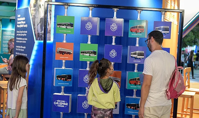 İzmir'de Belediye Sokağı'nda nostaljik yolculuk