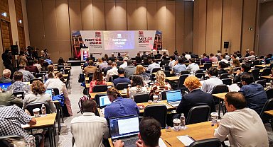 İzmir'de deprem gerçeği bilimle ele alınıyor