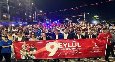 İzmir'in kurtuluşunun 103. yılı coşkuyla kutlandı