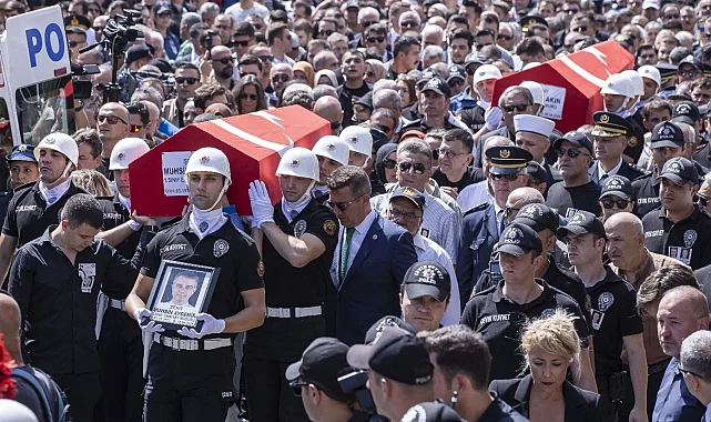 İzmir'in şehitlerine veda!