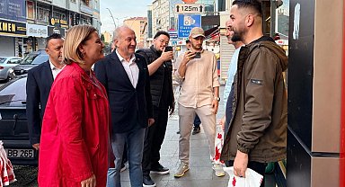 İzmit'te Başkan Hürriyet güne emekçilerle başladı