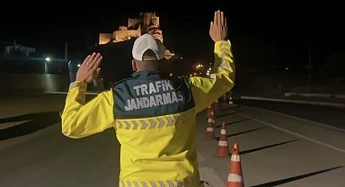 Jandarma ekipleri Hoşap Kalesi yolunda devriyede