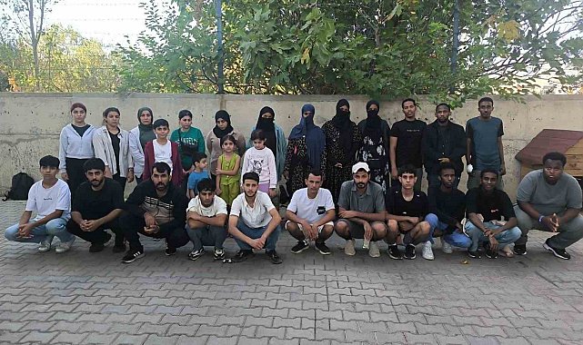 Jandarma operasyonunda 28 düzensiz göçmen yakalandı