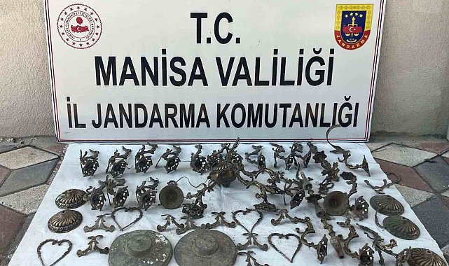 Jandarmadan kaçak kazı yapan 10 kişiye suçüstü