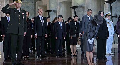 Japonya Prensesi Akiko Anıtkabir'i ziyaret etti