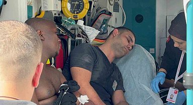 Kağıthane'de oto bakım tamir servisinde yangın paniği: 3 işçi dumandan etkilendi