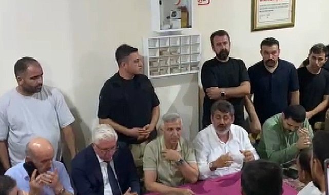 Kahramanmaraş'ın Pazarcık ilçesinde yol trafiğe açıldı