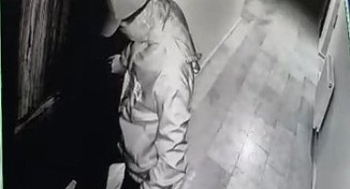 Kahramanmaraş'ta ikamet yangınının nedeni kundaklama çıktı... Daireyi böyle yakmış