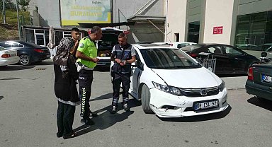 Kalp krizi geçiren sürücü 7 araca çarptı