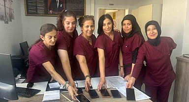 Kamu çalışanları 'Dijitale Bir Gün Mola' sloganıyla teknolojik cihazları bıraktı