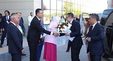 Kamu Hastaneleri Genel Müdürü Dr. Usta, Eskişehir Şehir Hastanesi'ni ziyaret etti