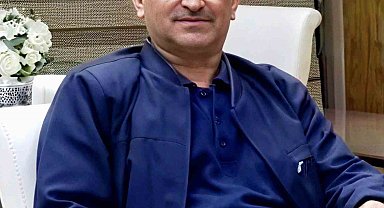 Kamyon şarampole devrildi, sürücü kurtarılamadı