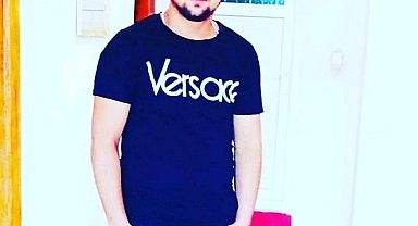 Kamyonetten düşen genç hayatını kaybetti