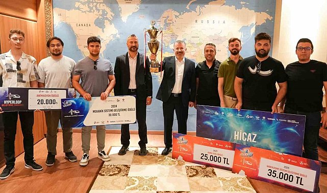 Karabük Üniversitesi öğrencilerinin TEKNOFEST başarısı