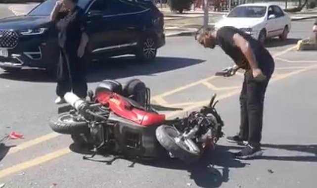 Karabük'te otomobille çarpışan motosikletli yaralandı