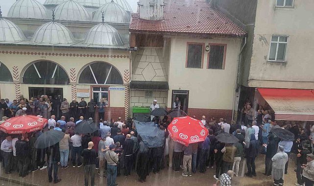 Karabük'teki kazada yaşamını yitiren sürücü toprağa verildi