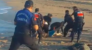 Karaburun Sahili'nde deniz faciası: İsveçli kadın kurtarıldı, nişanlısı hayatını kaybetti
