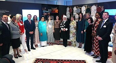 Karacakılavuz ve Edirnekârî, New York Türkevi'nde uluslararası vitrinde