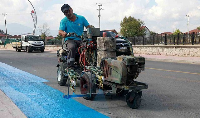 Karacasu'ya modern dokunuş: 2 kilometrelik bisiklet yolu kazandırılıyor