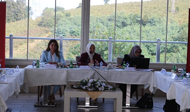 Karadeniz Bölgesi Kadın Hizmetleri Bölgesel İstişare Toplantısı Trabzon'da gerçekleştirildi