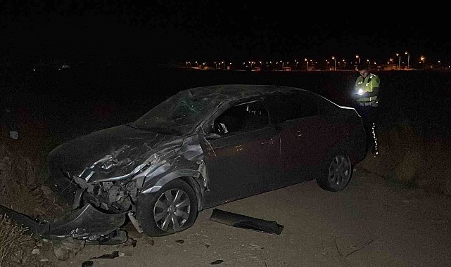 Karaman'da otomobil tarla yoluna takla attı: 1 yaralı