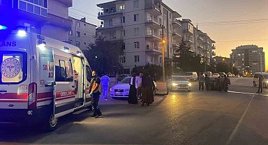 Karaman'da otomobiller çarpıştı: 2 yaralı