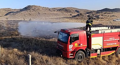 Karapınar'da boş arsada yangın paniği