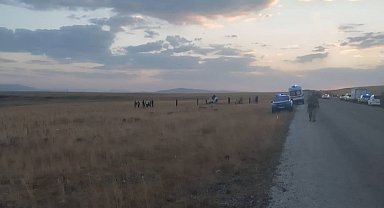 Karayazı'da feci kaza: 3 ölü, 1 yaralı