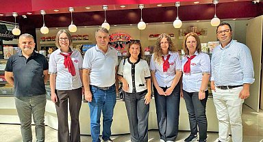 Kardelen kestane şekeri 26. şubesini bozüyük sarar AVM'de açtı