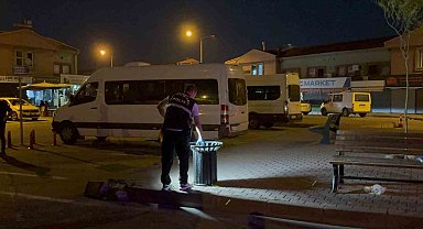 Karnından bıçaklanan taksi şoförü ağır yaralandı