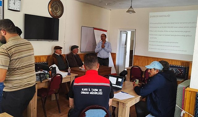 Kars'ta çiftçilere şarbon eğitimi verildi
