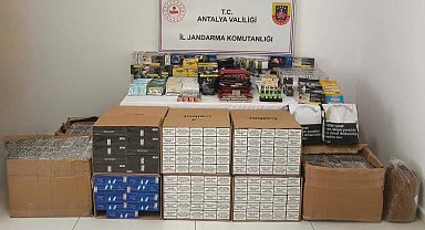 Kaş'ta jandarmadan kaçak sigara operasyonu