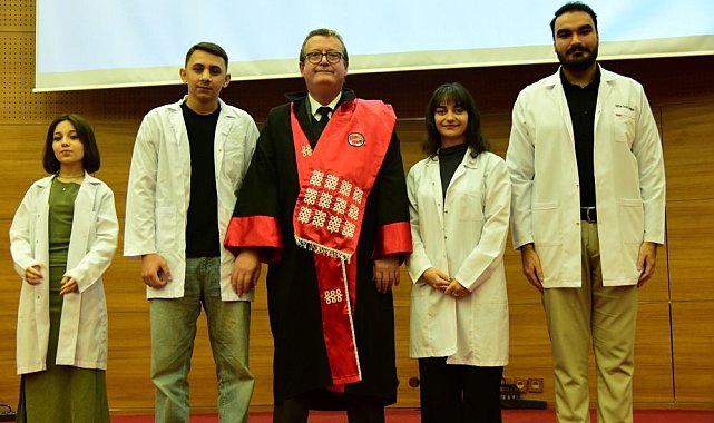 Kastamonu Üniversitesi'nde geleceğin sağlıkçılarının beyaz önlük coşkusu