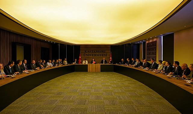 Kastamonu Üniversitesi'nde yeni akademik yılın hazırlıkları masaya yatırıldı