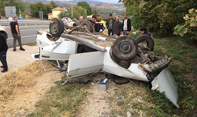 Kastamonu'da otomobil takla attı: 2 yaralı