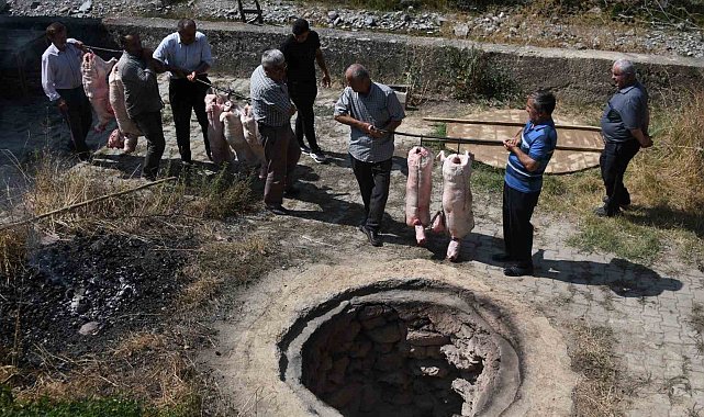 Kastamonu'da "kuyu kebabı" geleneği asırlardır yaşatılıyor