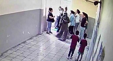 Kavga eden öğrencileri ayıran kadın öğretmeni veliler darbetti
