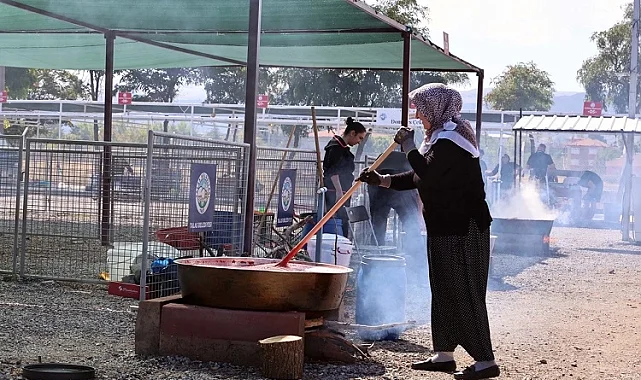 Kayseri Talas'ta vatandaşlar kışlık hazırlıklarını tamamladı