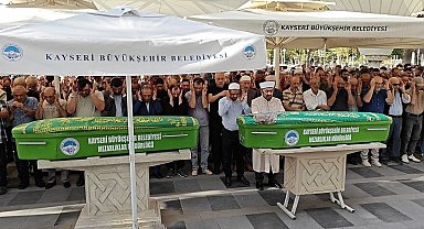 Kayseri'de feci kazada hayatını kaybeden anne-oğul toprağa verildi