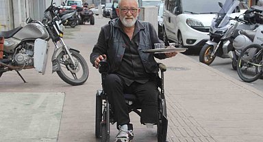 Kazada bacağını kaybetti, 50 yıllık mesleğini bırakmadı