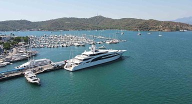 Kazak iş adamının mega yatı Fethiye'de