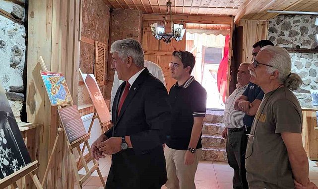 Kemaliye'de "Atatürk ve Çanakkale Muharebeleri" konulu fotoğraf sergisi