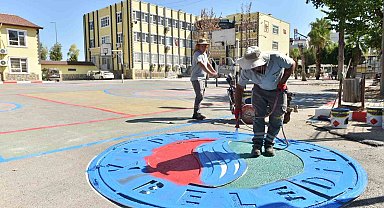 Kepez Belediyesi'nden okullara bakım, onarım ve temizlik desteği