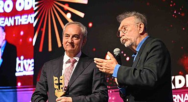 Kepez'in Uluslararası Akdeniz Tiyatro Ödülleri ilk kez sahiplerini buldu