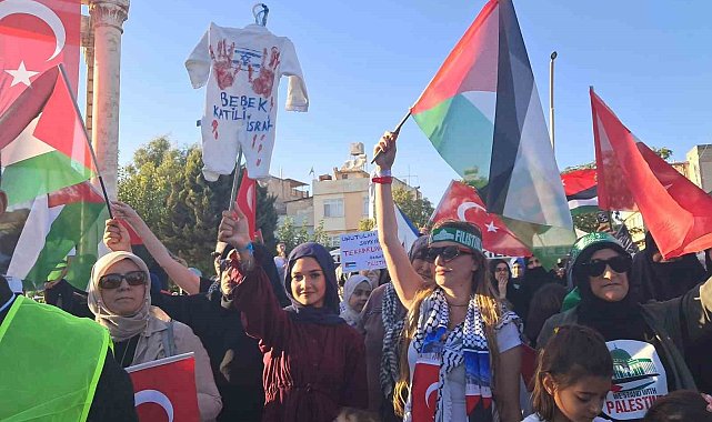 Kilis'te Sumud Filosu için dev miting