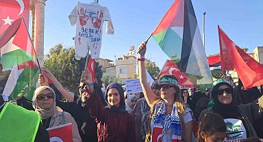 Kilis'te Sumud Filosu için dev miting